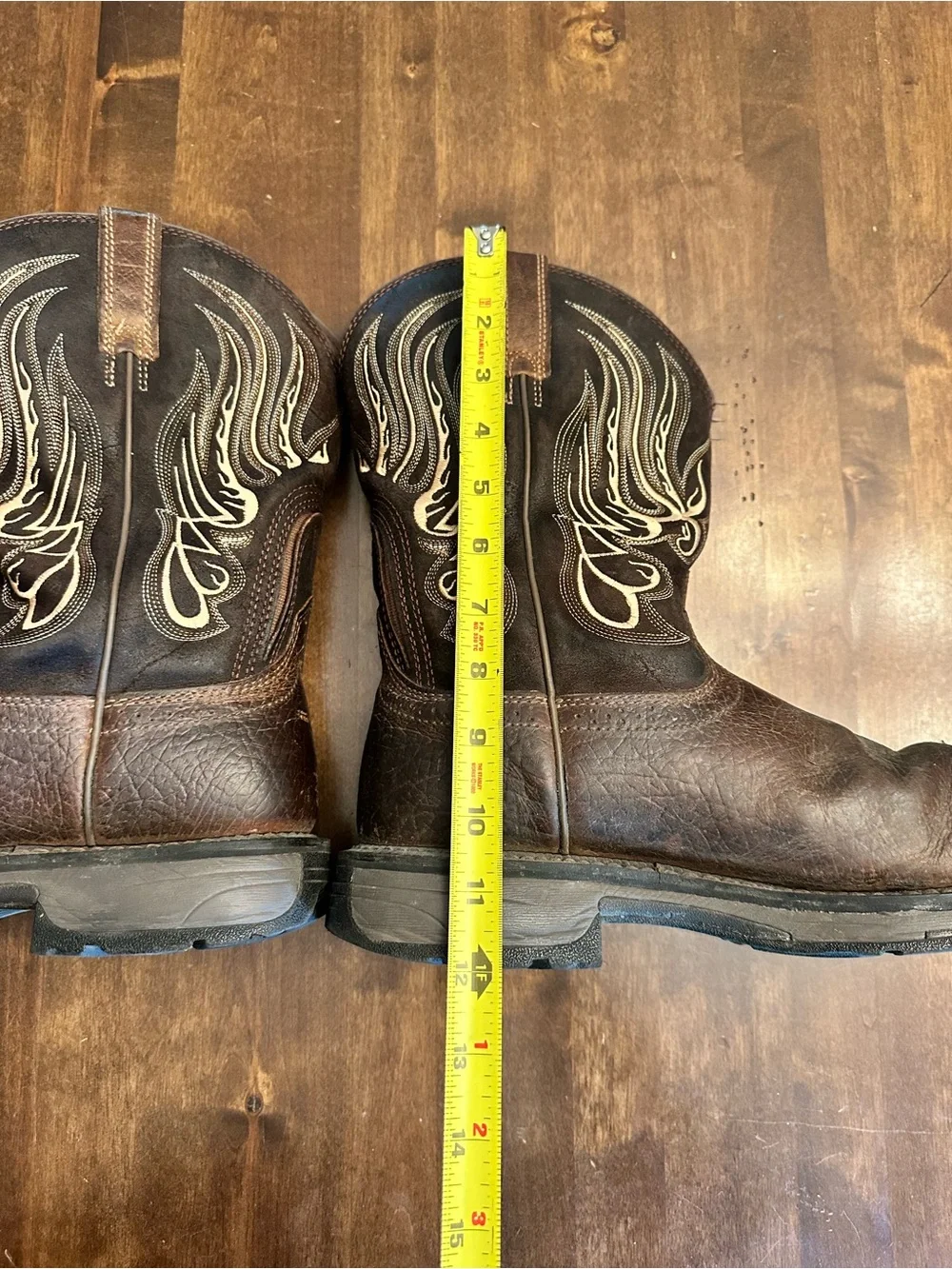 Ariat Mens 9.5 D Cowboy Work Boots Slip and Oil Resistant Composite Toe *Read*